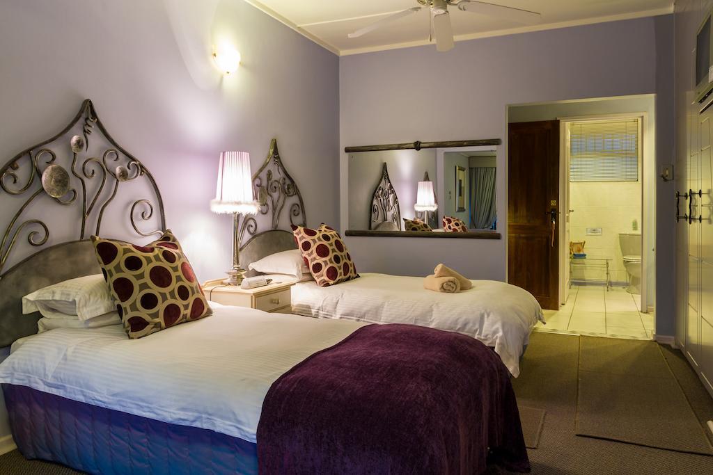 Joern'S Gaestehaus نيلسبروت الغرفة الصورة